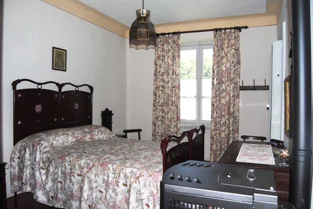 Apartments Casa Nel Verde Rocchetta Tanaro Zimmer foto